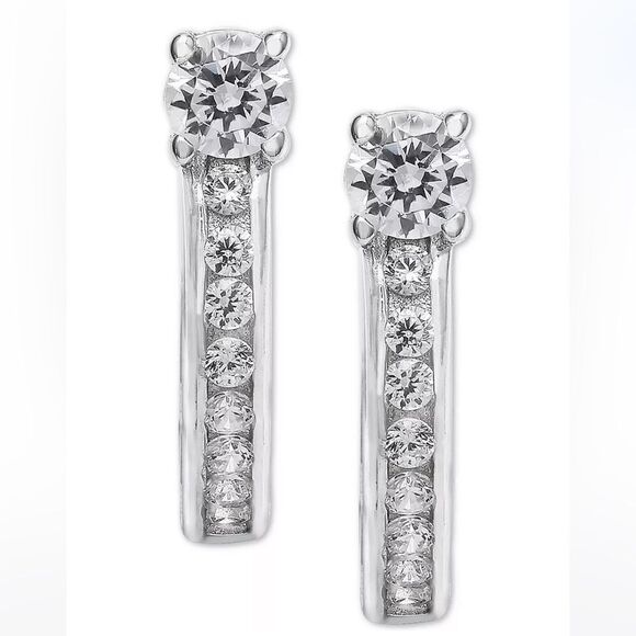 NWT GIANI BERNINI Small CZ Huggie Hoop Earrings in Sterling Silver, 0.5" - Picture 1 of 5